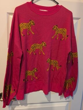 Women's Crewneck Sweater in Bright Pink with Leopard Motif